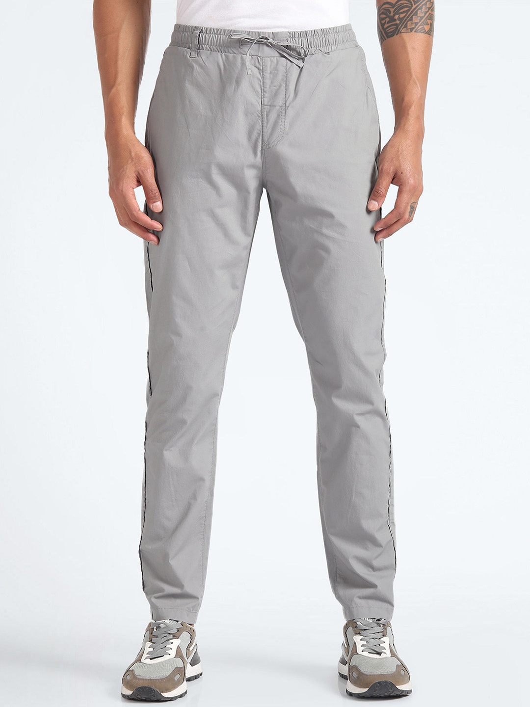 

Flying Machine Men Cotton Mid-Rise Tapered Fit Chinos Trouser, Grey