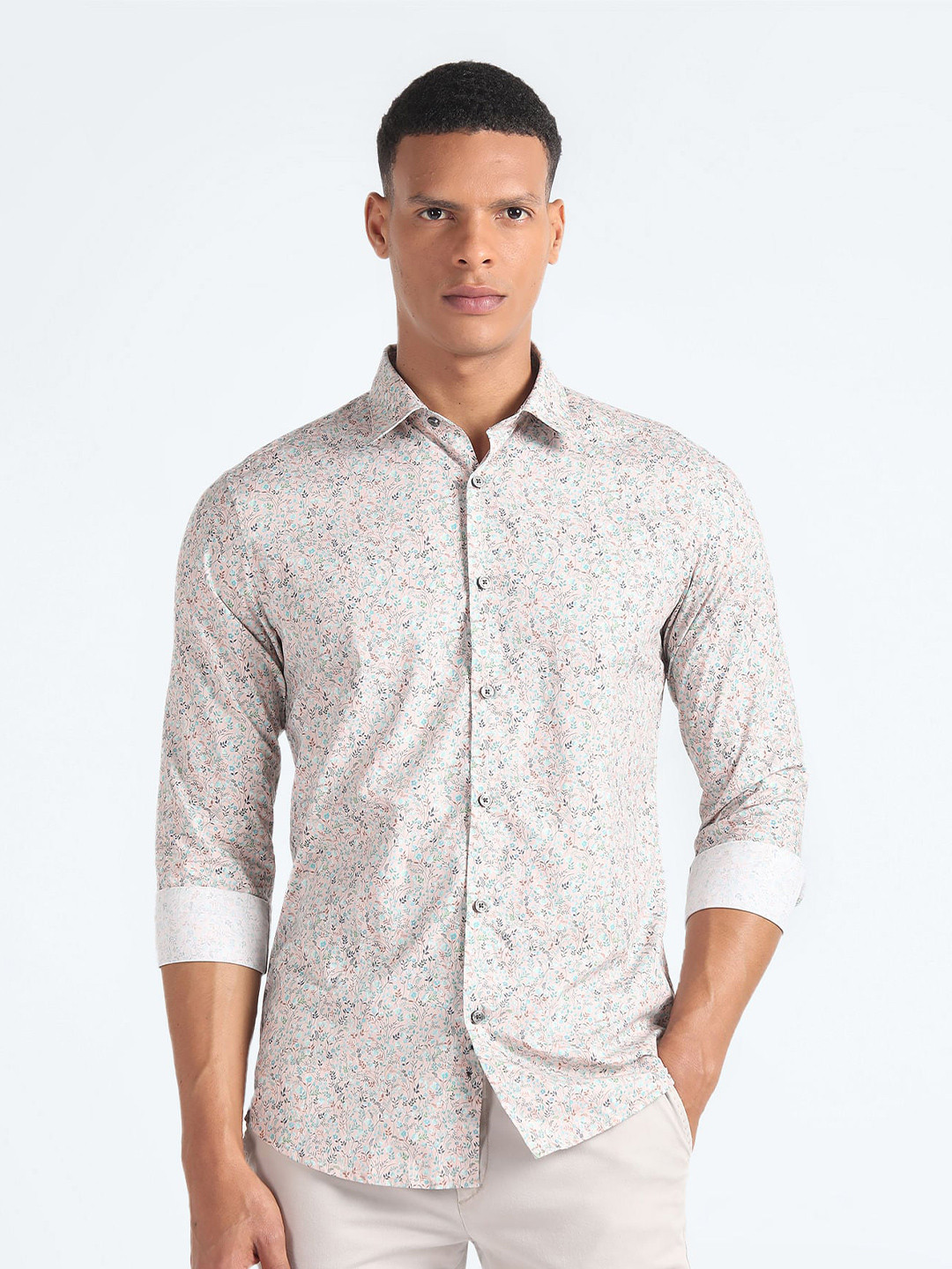 

Flying Machine Slim Fit Floral Printed Pure Cotton Casual Shirt, Beige