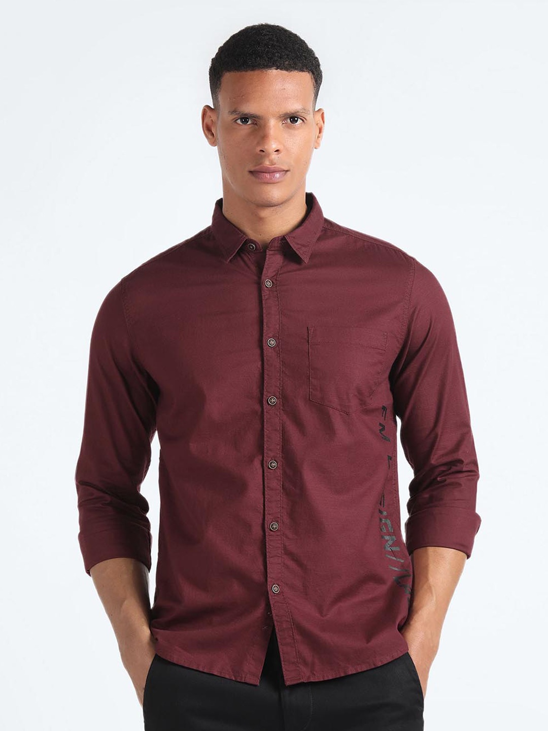 

Flying Machine Spread Collar Long Sleeves Pure Cotton Casual Shirt, Red