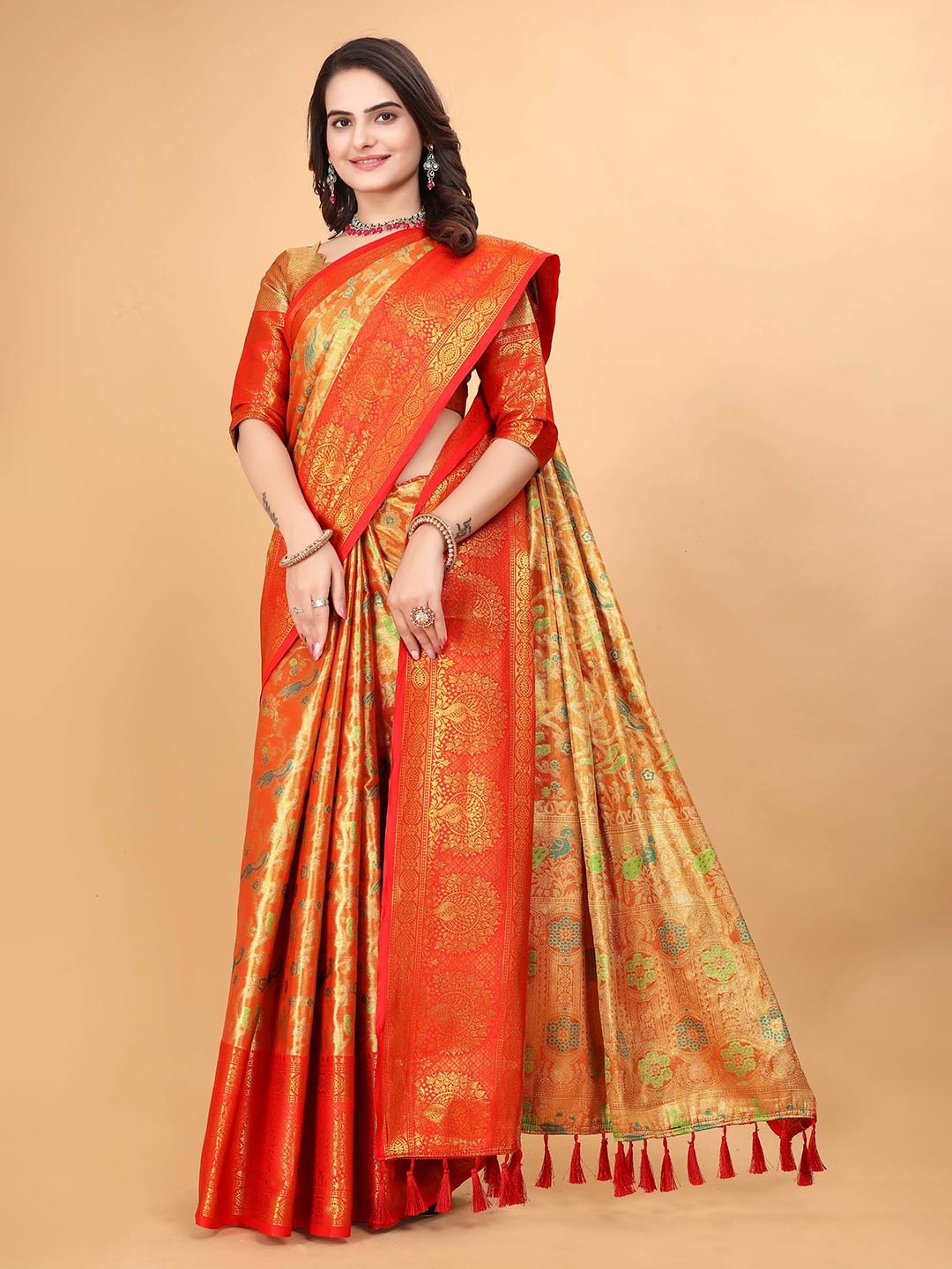 

VASTRAME Ethnic Motifs Woven Design Zari Kanjeevaram Saree, Red