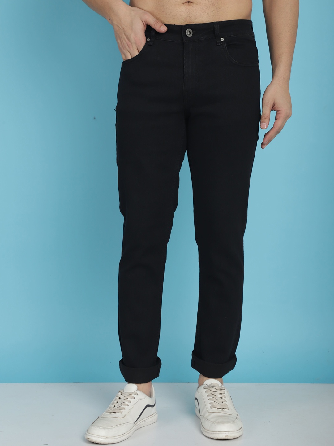 

The Roadster Lifestyle Co. Men Slim-Fit No Fade Clean look Stretchable Jeans, Black
