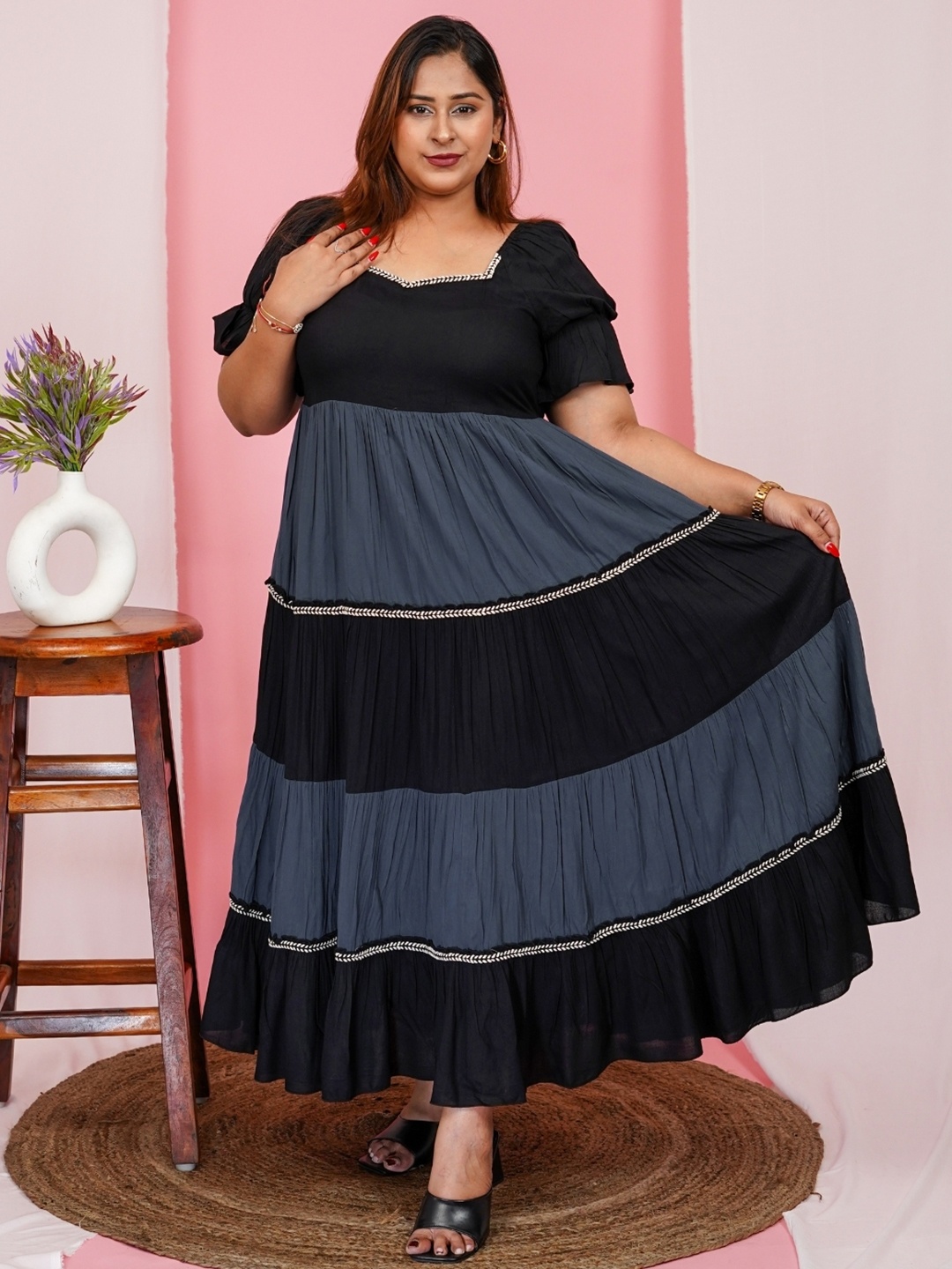 

DEEBACO Plus Size Colourblocked Tiered Maxi Dress, Grey