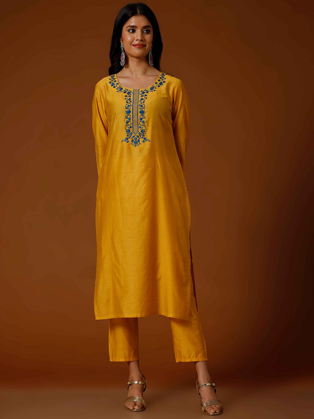 

soan Floral Embroidered Round Neck Straight Kurta With Trousers & Dupatta, Yellow