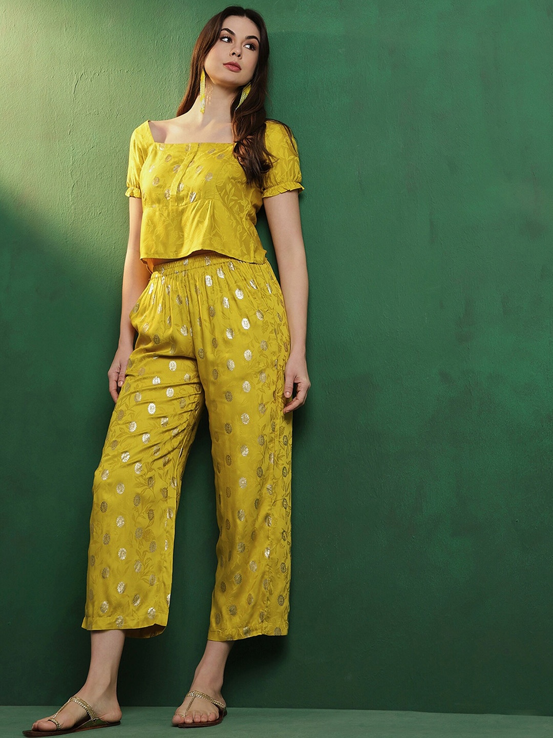 

Sangria Printed Square Neck Crop Top & Palazzos, Mustard