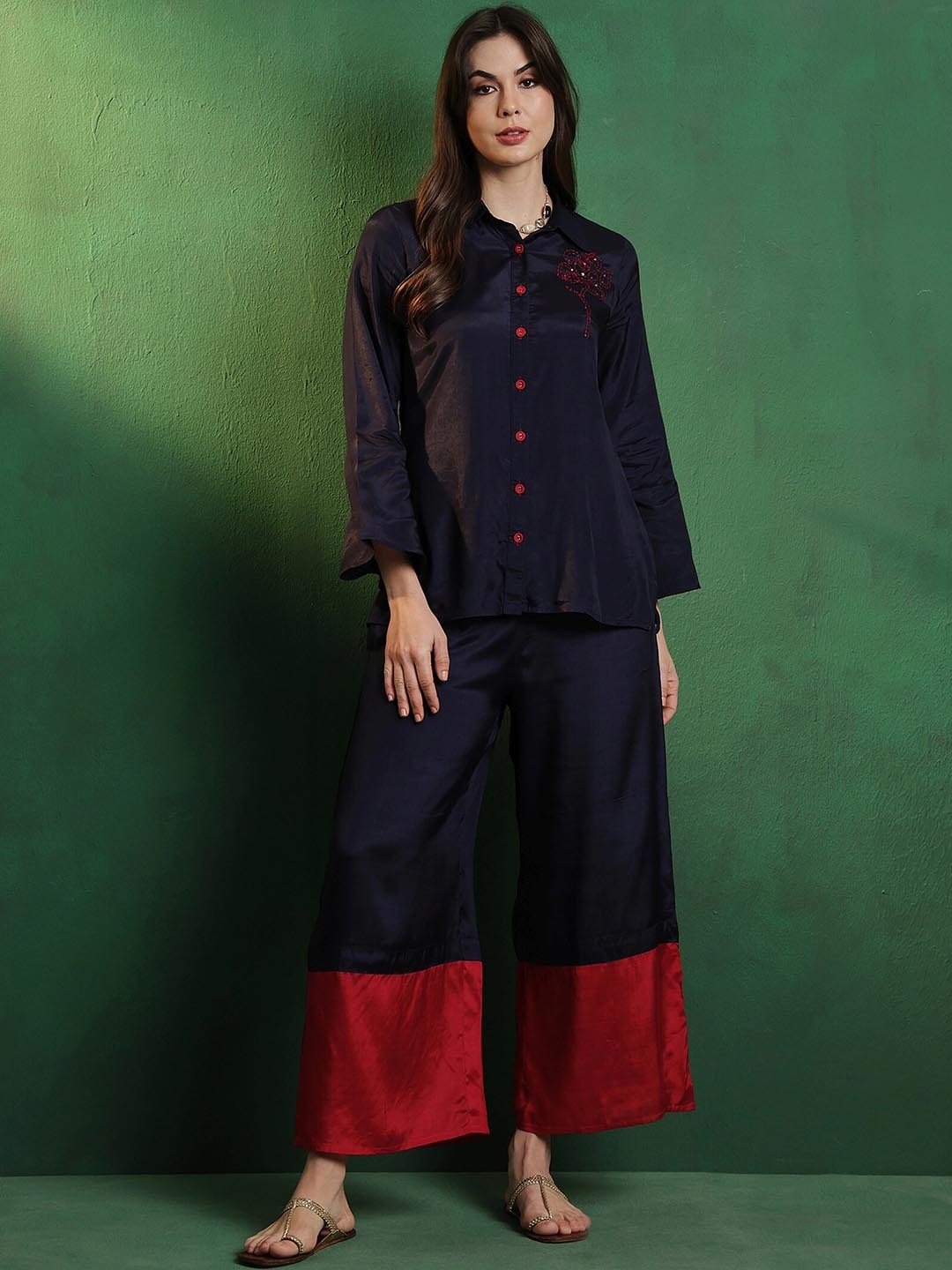 

Sangria Embroidered Viscose Silk Oversized Shirt With Palazzo Co-Ords, Navy blue