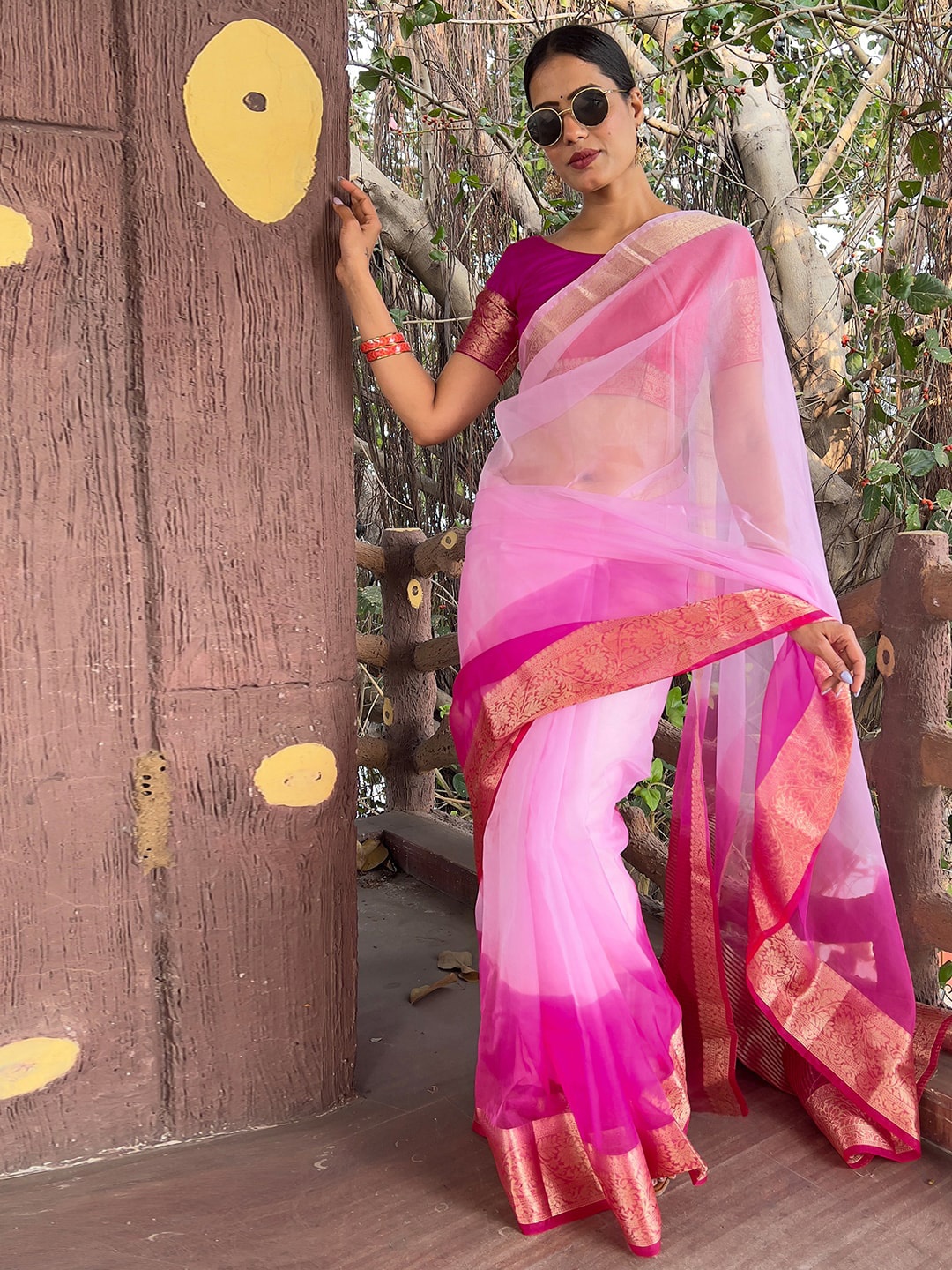 

Mitera Ombre Zari Organza Saree, Pink