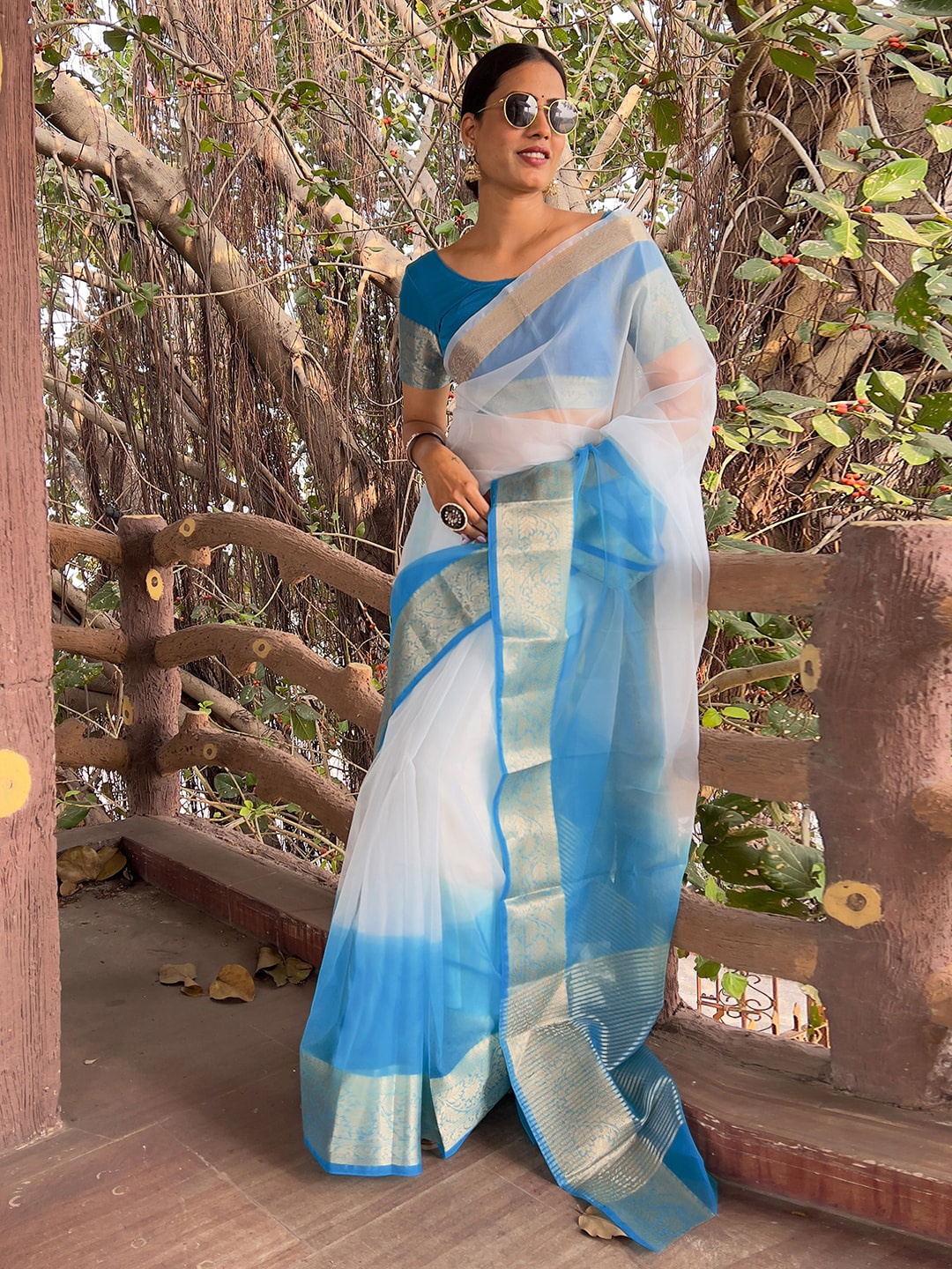 

Mitera Blue & White Ombre Zari Organza Saree