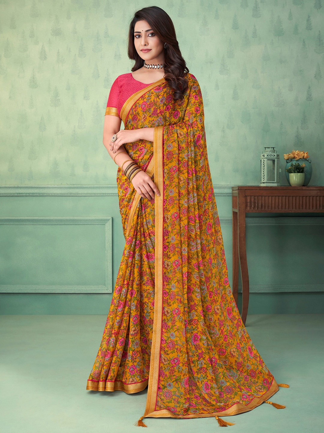 

Anouk Floral Printed Zari Pure Chiffon Bagru Saree, Mustard