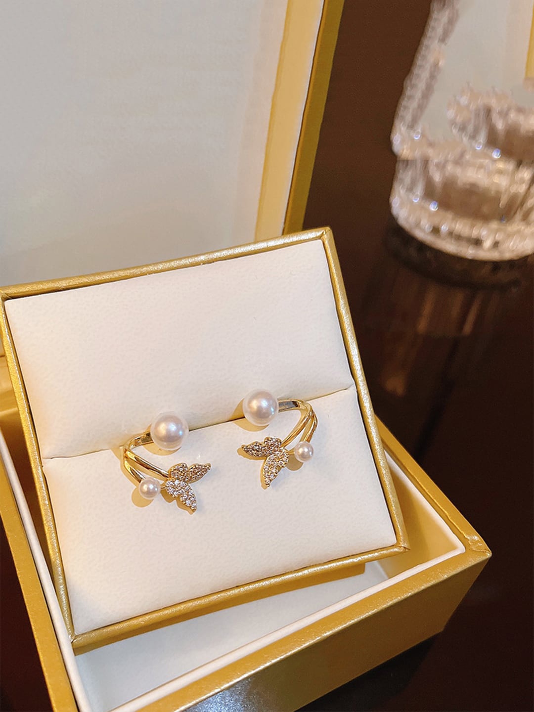 

Krelin Gold-Plated Pearl Studs Earrings