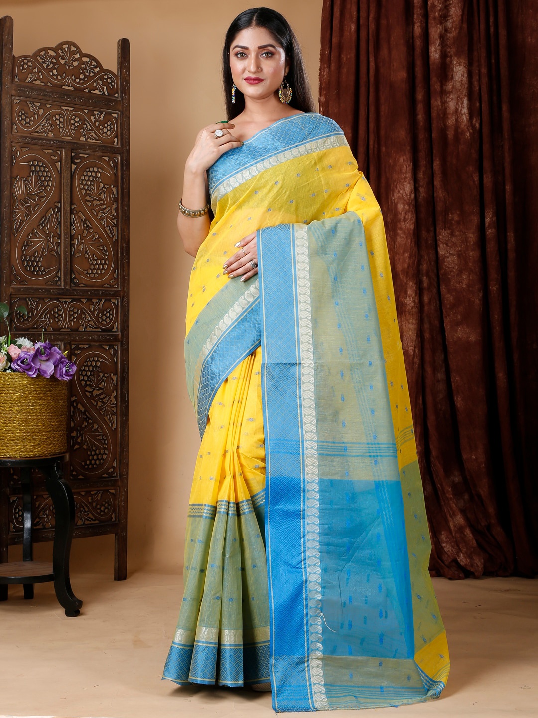 

Ruuprekha Woven Design Pure Cotton Taant Saree, Yellow
