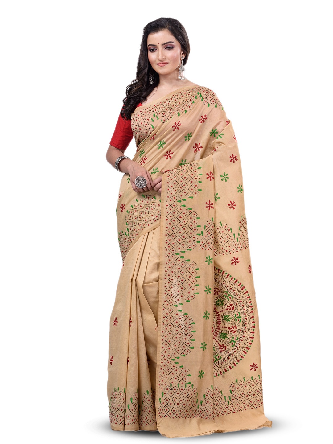 

Ruuprekha Floral Embroidered Art Silk Tussar Saree, Cream