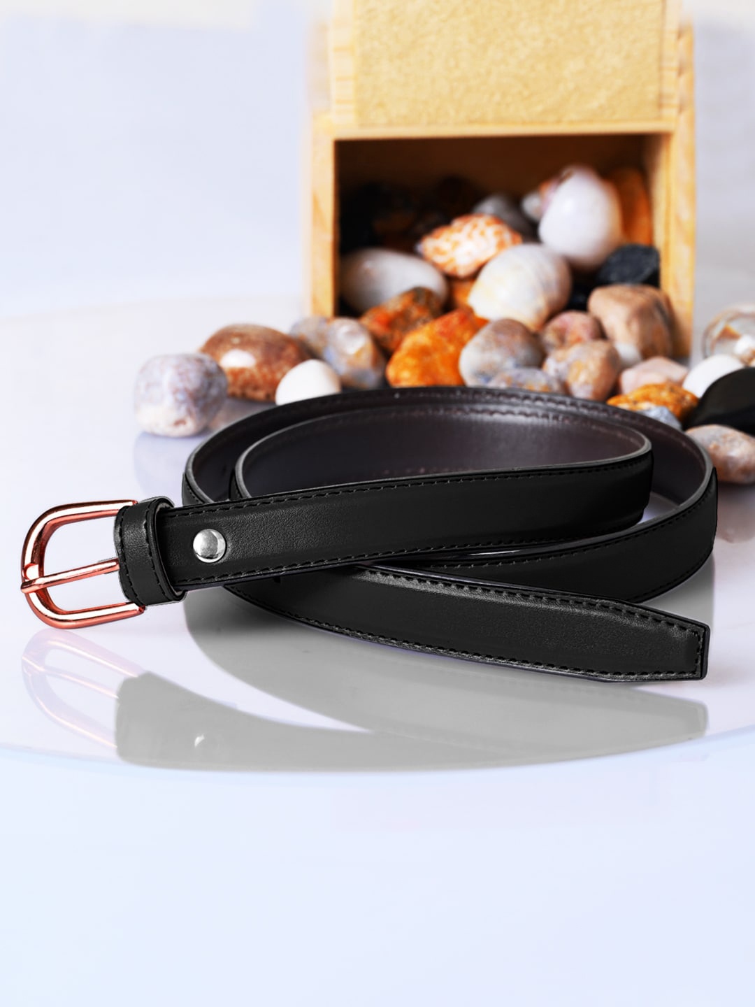 

DressBerry Black Women Slim Belt
