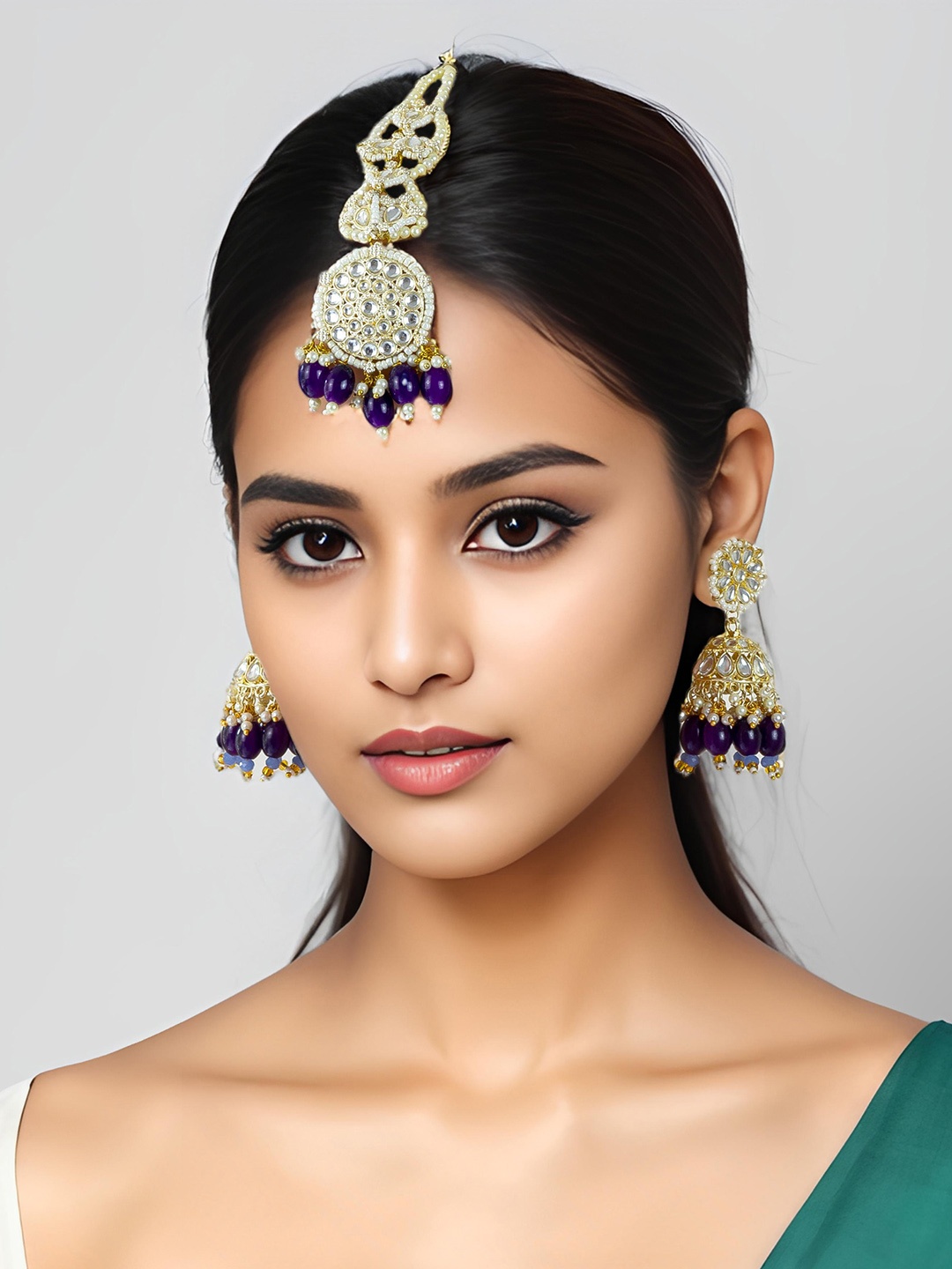 

Aadita Stones-Studded & Beaded Maang Tika And Earrings, Gold