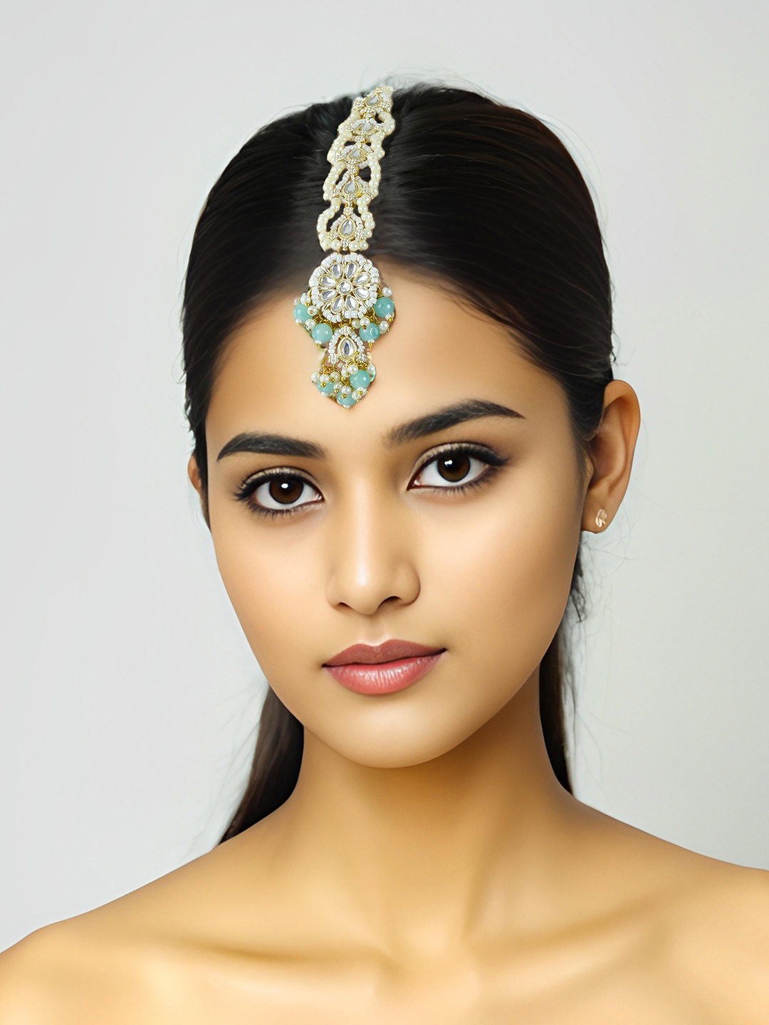 

aadita Gold-Plated Stones-Studded & Beaded Maangtikka