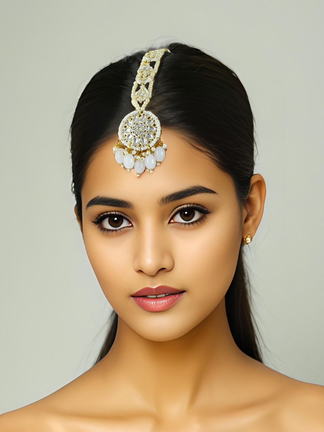 

aadita Gold-Plated Stone-Studded & Beaded Maang tikka