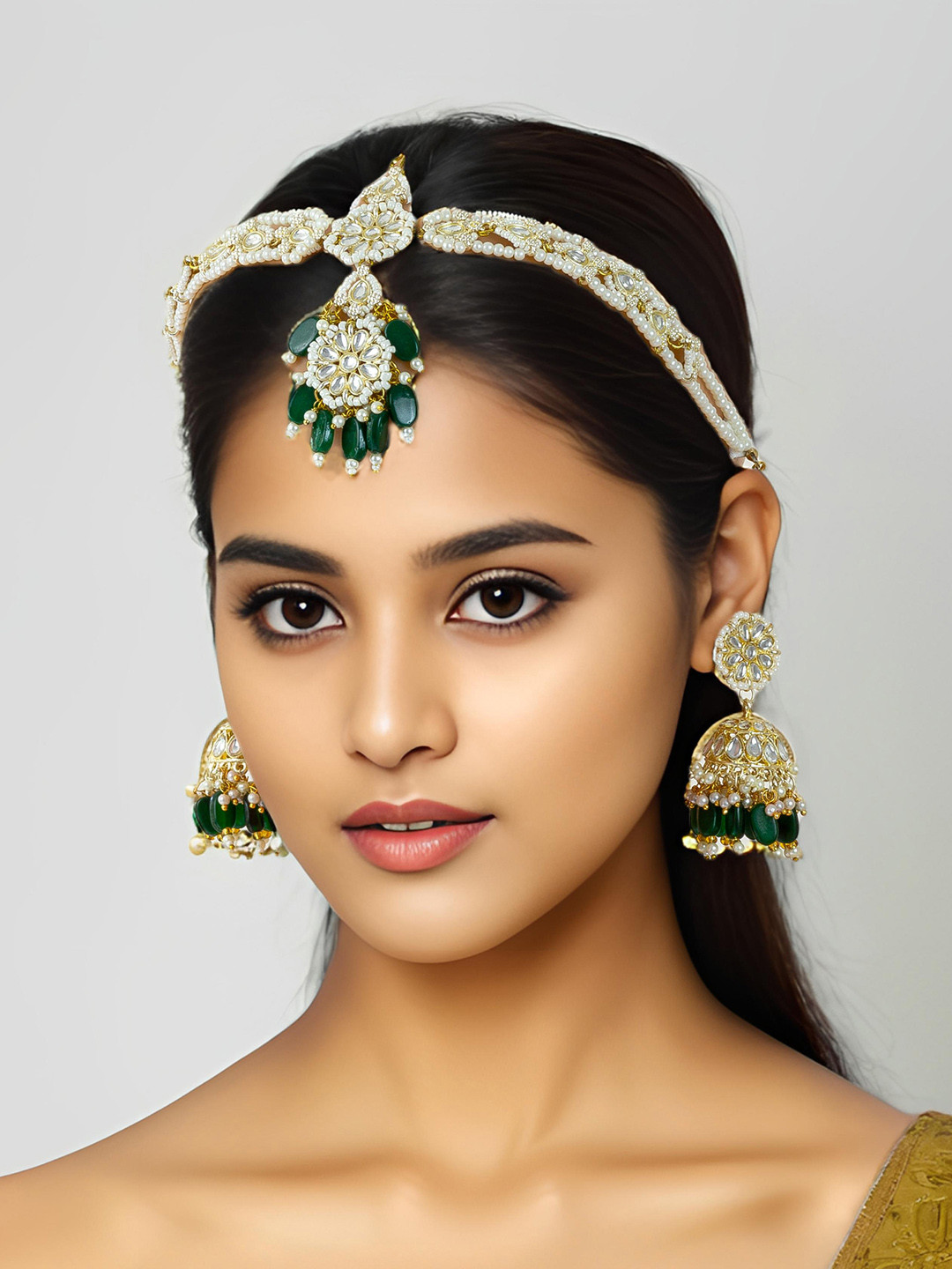 

Aadita Stones-Studded & Beaded Maang Tika And Earrings, Gold