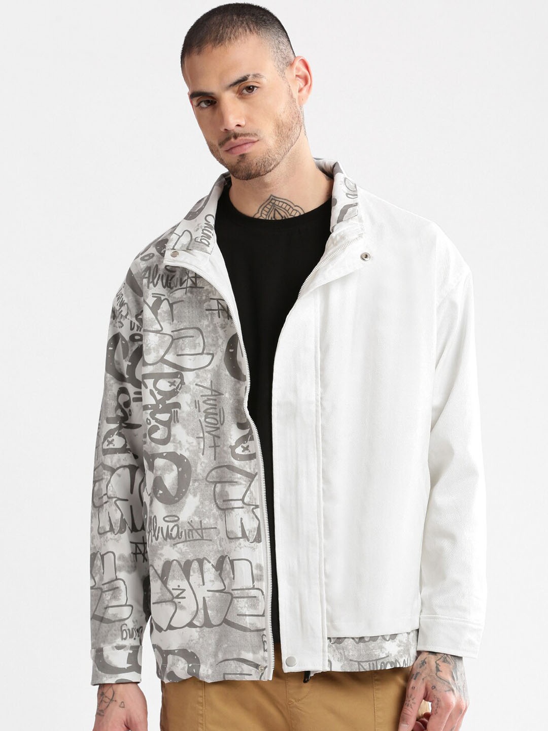 

SHOWOFF Typography Printed Mock Collar Windcheater Cotton Oversized Tailored Jacket, White