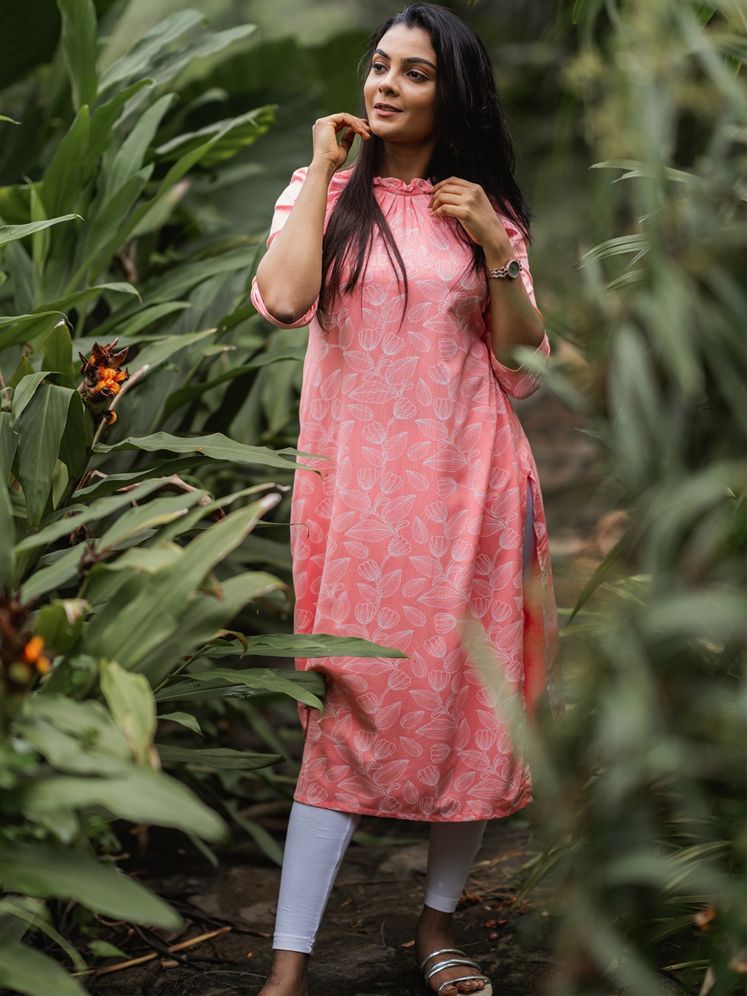 

HAY Floral Printed Curved High Slit A-Line Kurta, Peach