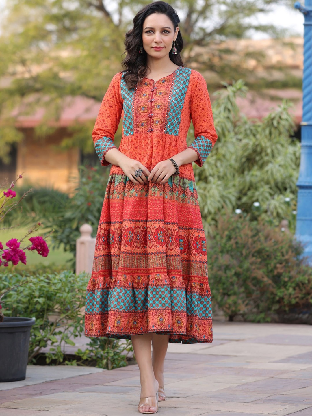 

Rain & Rainbow Abstract Printed Round Neck Sequins Anarkali Kurta, Orange