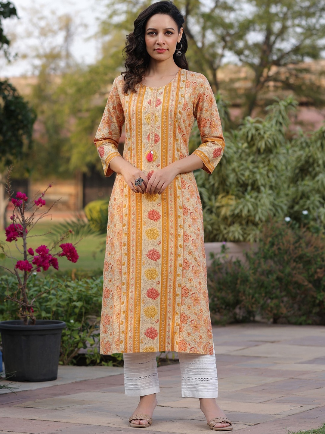 

Rain & Rainbow Floral Printed Thread Work Cotton Straight Kurta, Mustard