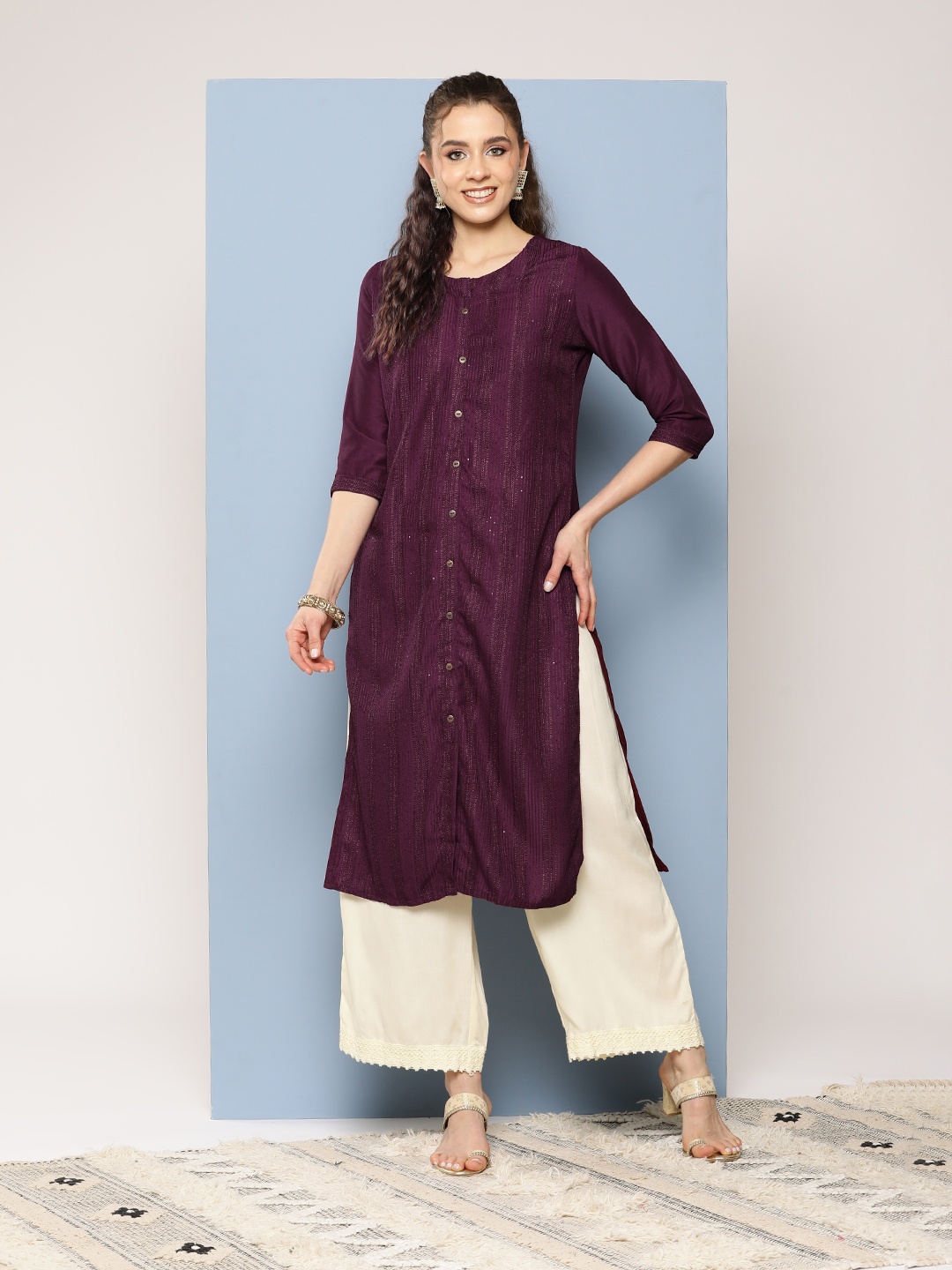 

Aarika Solid Kurta, Purple