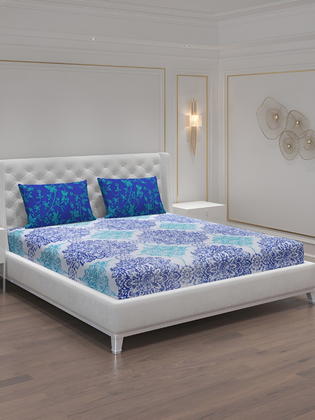 

Moca By Monte Carlo White & Blue Ethnic Motifs 104 TC Queen Bedsheet with 2 Pillow Covers