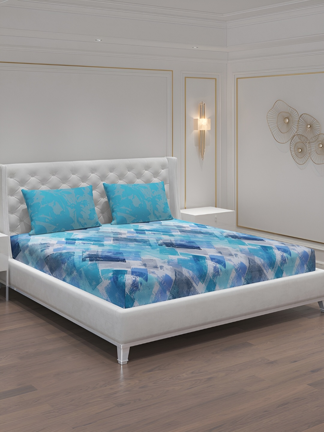 

Moca By Monte Carlo Turquoise Blue & White 104 TC Queen Bedsheet with 2 Pillow Covers