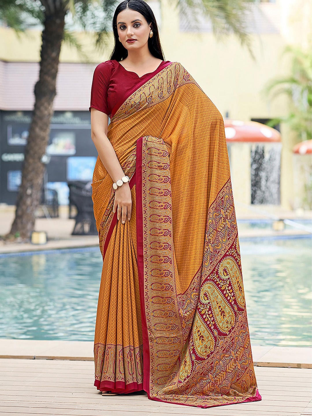 

Mitera Ethnic Motifs Printed Maheshwari Saree, Yellow