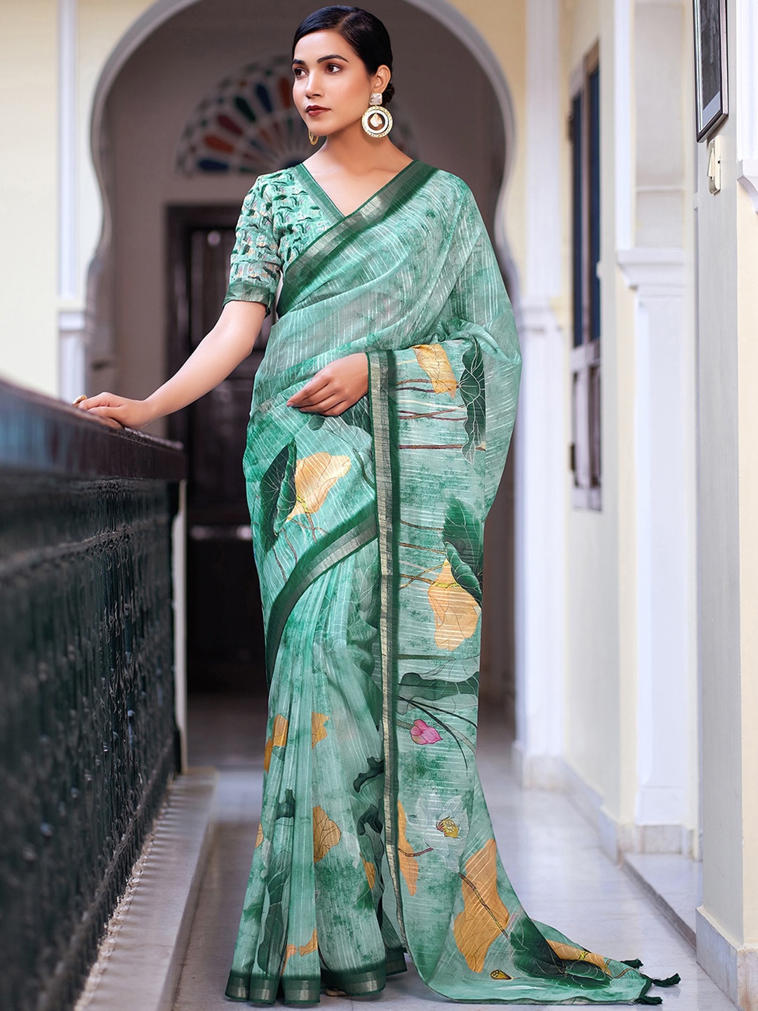 

Mitera Floral Printed Zari Border Saree, Multi