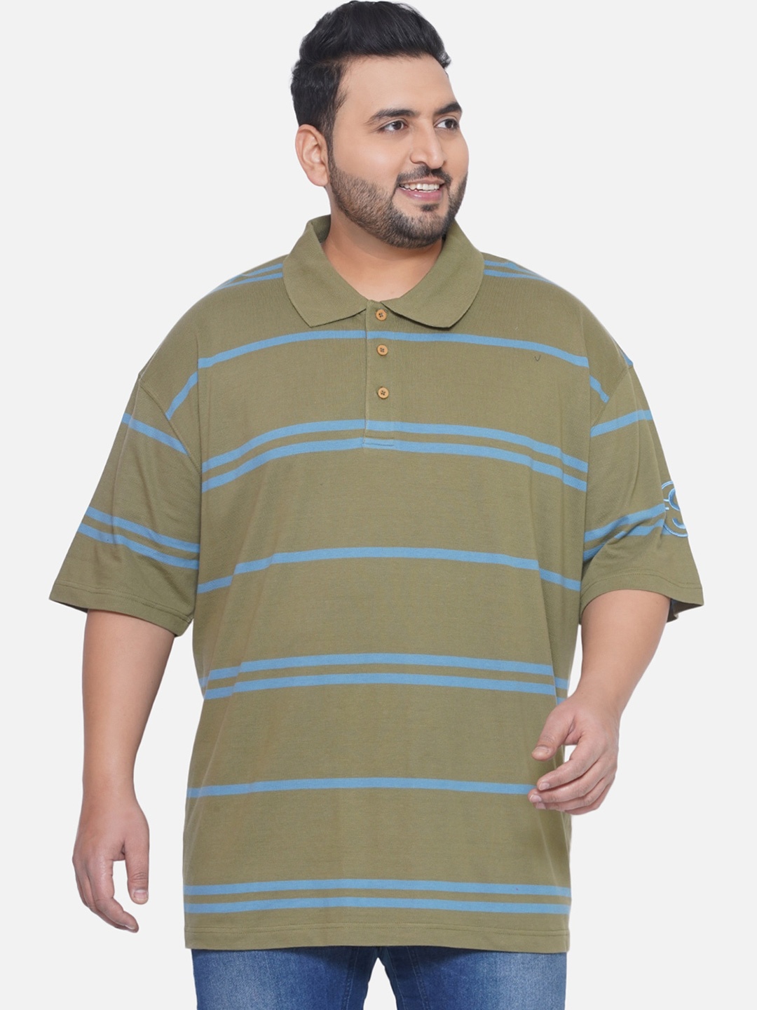 

Santonio Men Plus Size Pockets Solid Round NeckT-shirt, Green