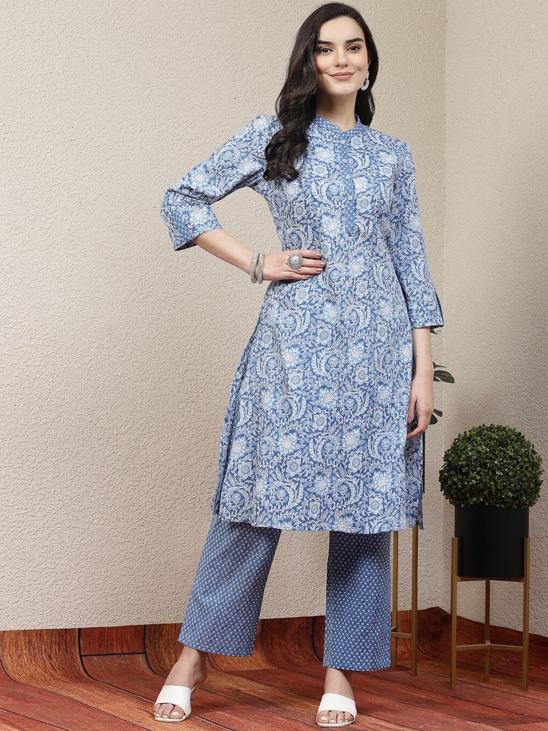 

Nayam By Lakshita Floral Printed Mandarin Collar A-Line Kurta with Trouser, Blue
