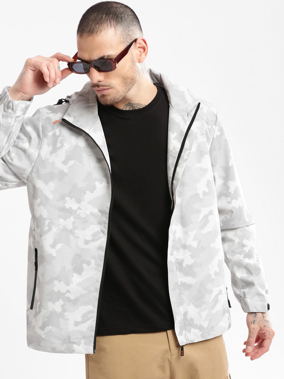 

SHOWOFF Camouflage Printed Hooded Windcheater Open Front Jacket, White
