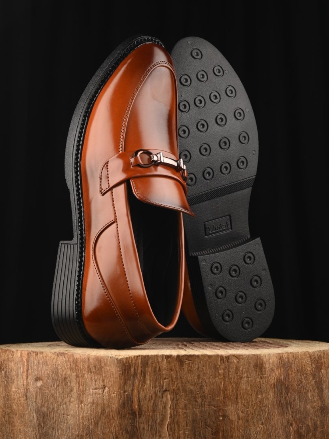 

INVICTUS Men Buckle Detailed Formal Loafers, Tan
