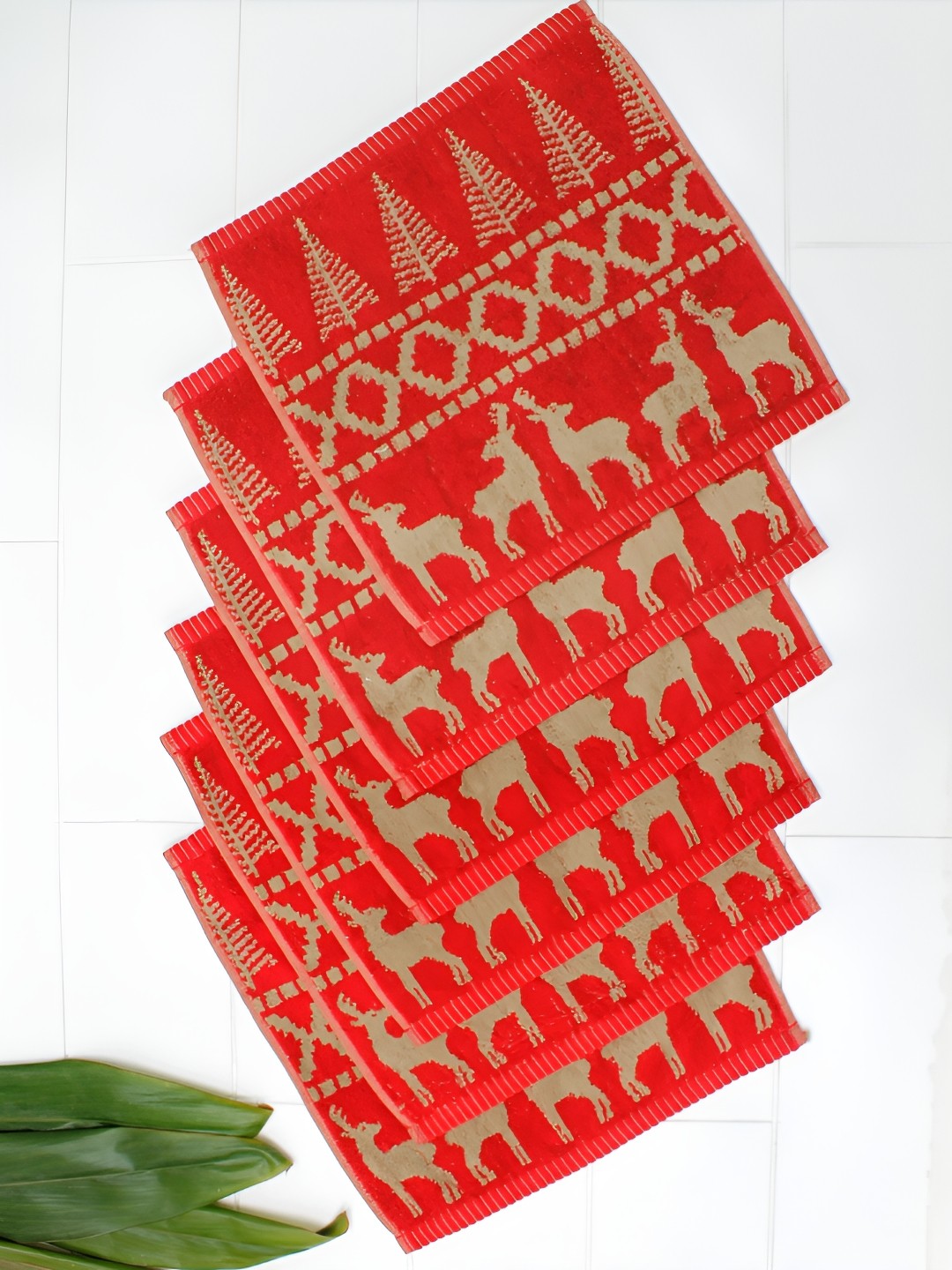 

AVI Living Red & Beige 6 Pieces Printed 480 GSM Pure Cotton Highly Absorbent Face Towel
