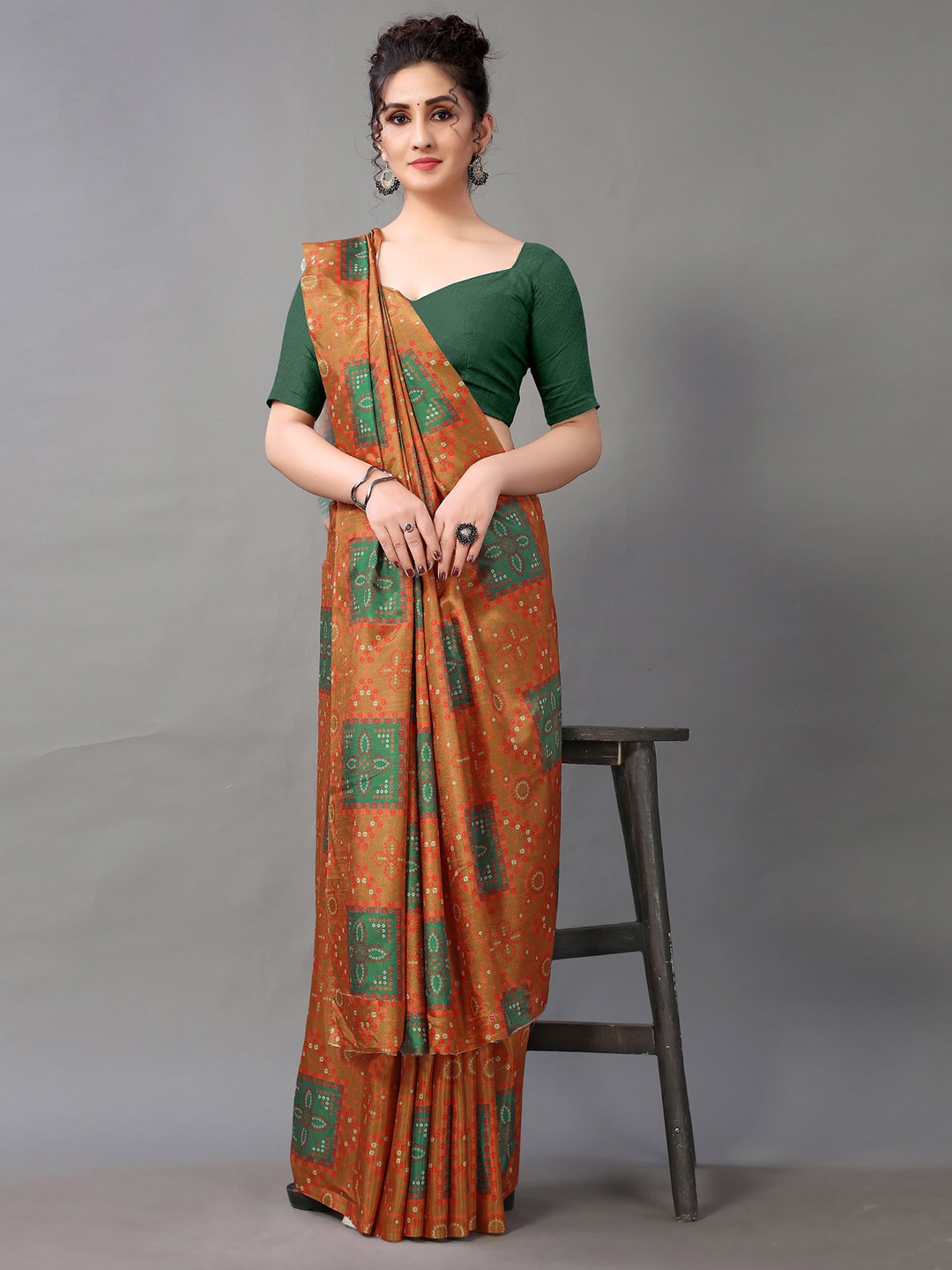 

Shaily Bandhani Printed Saree, Mustard