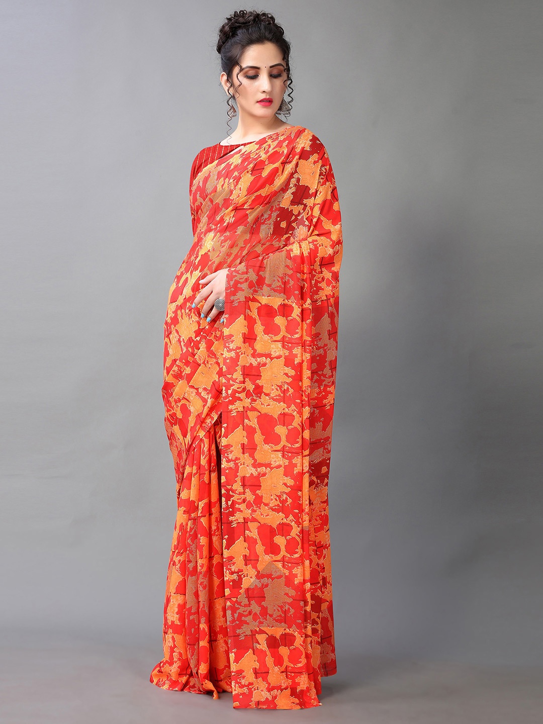 

Shaily Geometric Printed Saree, Red