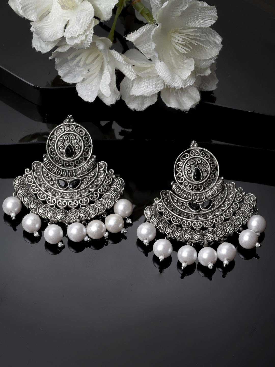 

ADIVA Silver-Plated Stone-Studded & Beaded Crescent Shaped Chandbalis