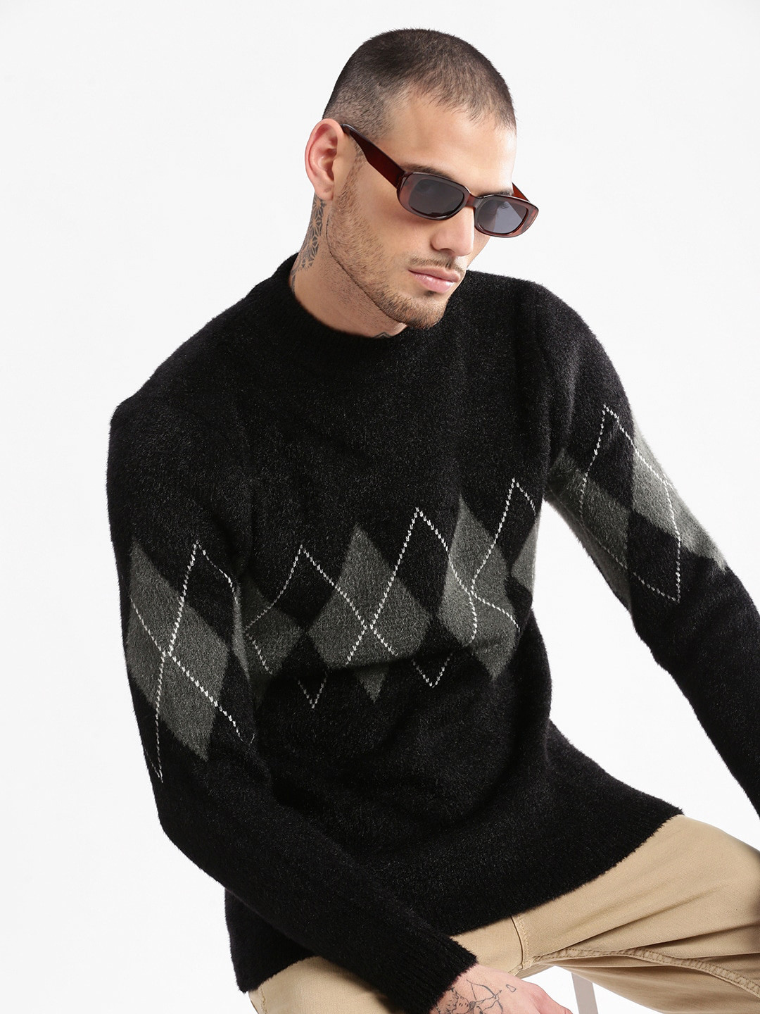 

SHOWOFF Round Neck Long Sleeves Argyle Printed Pullover, Black