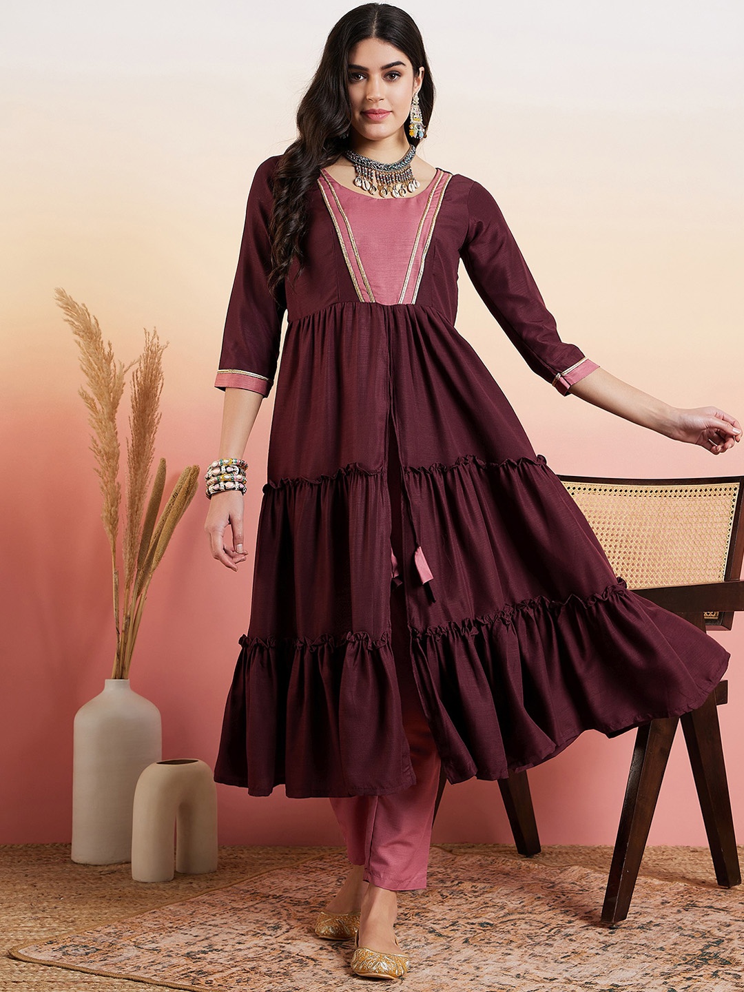 

Inddus Brown Round Neck High Slit Gotta Patti A-Line Kurta with Trousers, Pink