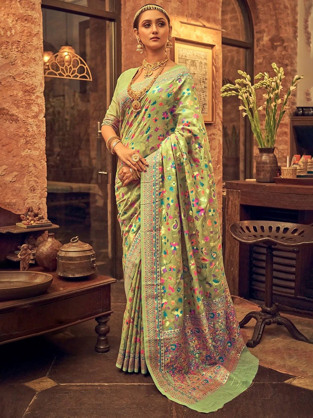 

DIVASTRI Floral Woven Design Pure Silk Saree, Fluorescent green