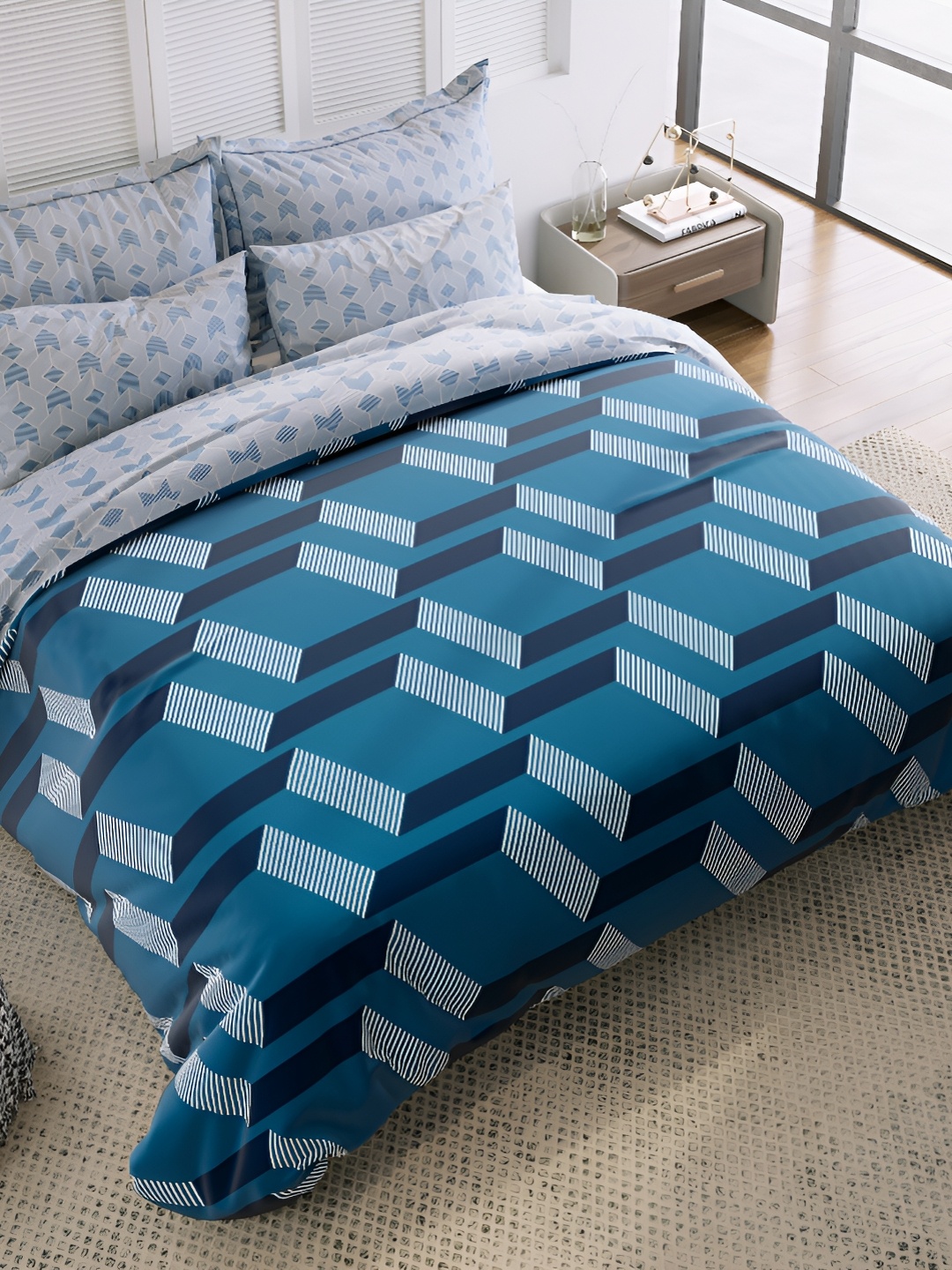 

THE HOME STYLE Geometric 300 TC King Bedsheet with 2 Pillow Covers, Na