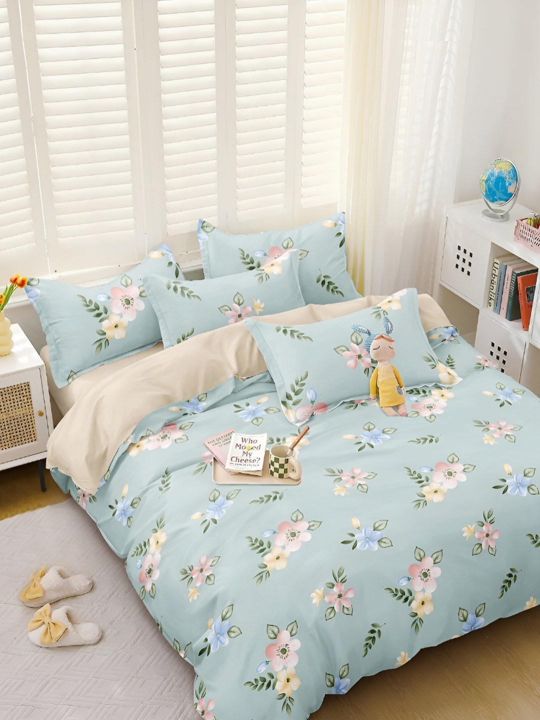 

THE HOME STYLE Geometric 300 TC King Bedsheet with 2 Pillow Covers, Na