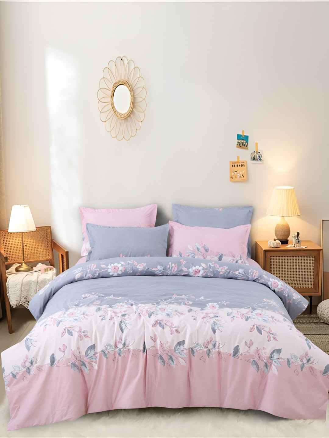 

THE HOME STYLE Geometric 300 TC King Bedsheet with 2 Pillow Covers, Na
