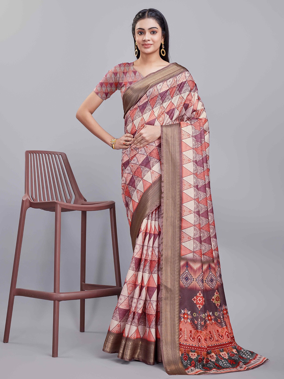 

KALINI Geometric Digital Printed Saree, Purple