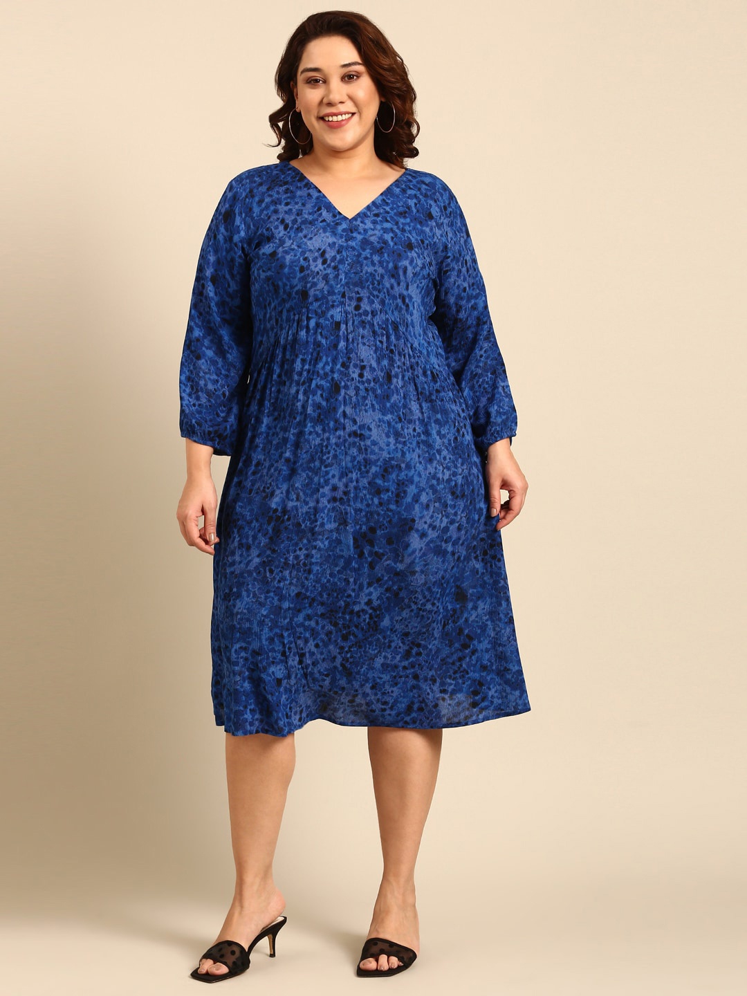 

The Pink Moon Plus Size Abstract Printed Pleated A-Line Dress, Blue