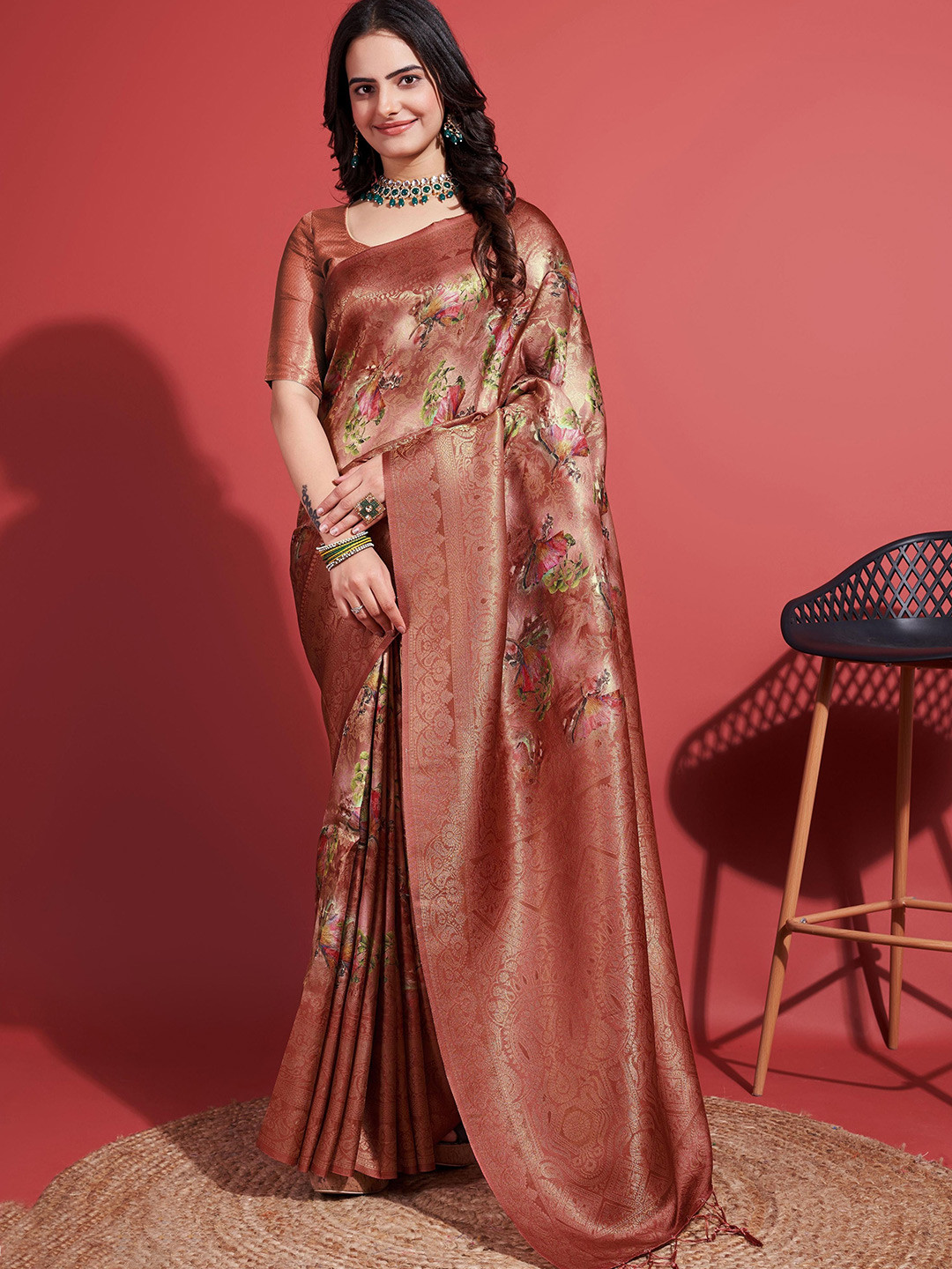 

Saree Exotica Floral Zari Pure Silk Sarees, Brown