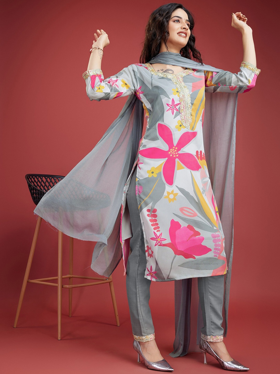 

KALINI Floral Printed Regular Thread Work Kurta With Trousers & Dupatta, Grey