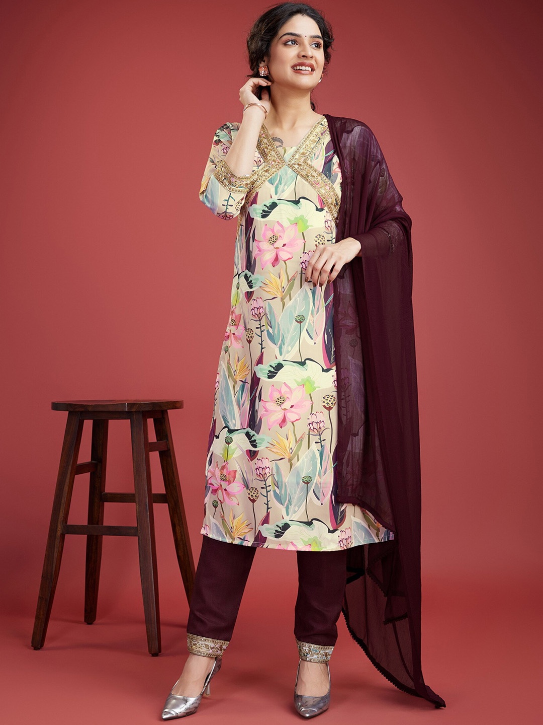 

KALINI Floral Printed Regular Kurta With Trousers & Dupatta, Green