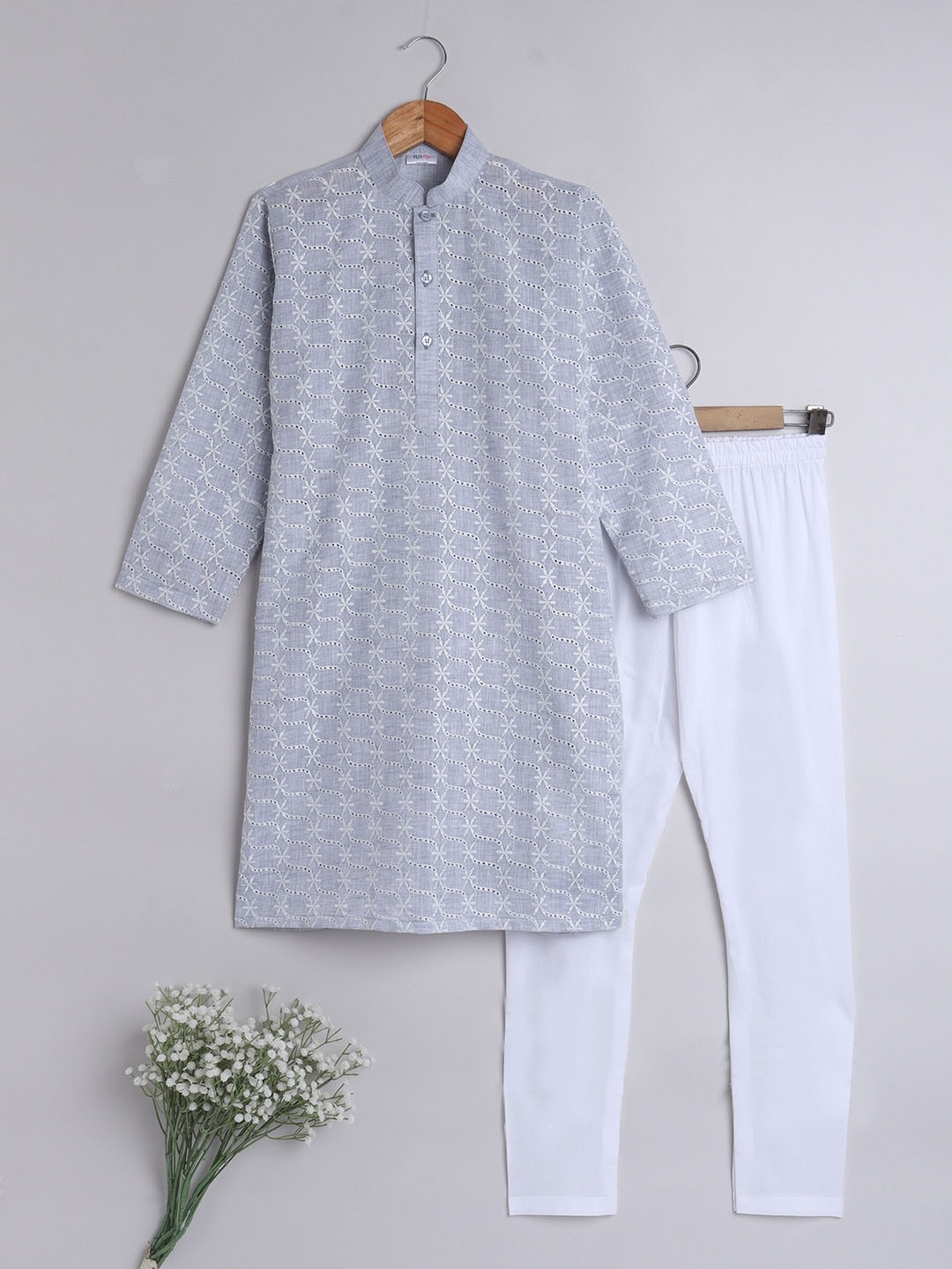 

BAESD Boys Ethnic Motifs Embroidered Regular Pure Cotton Kurta With Churidar, Blue