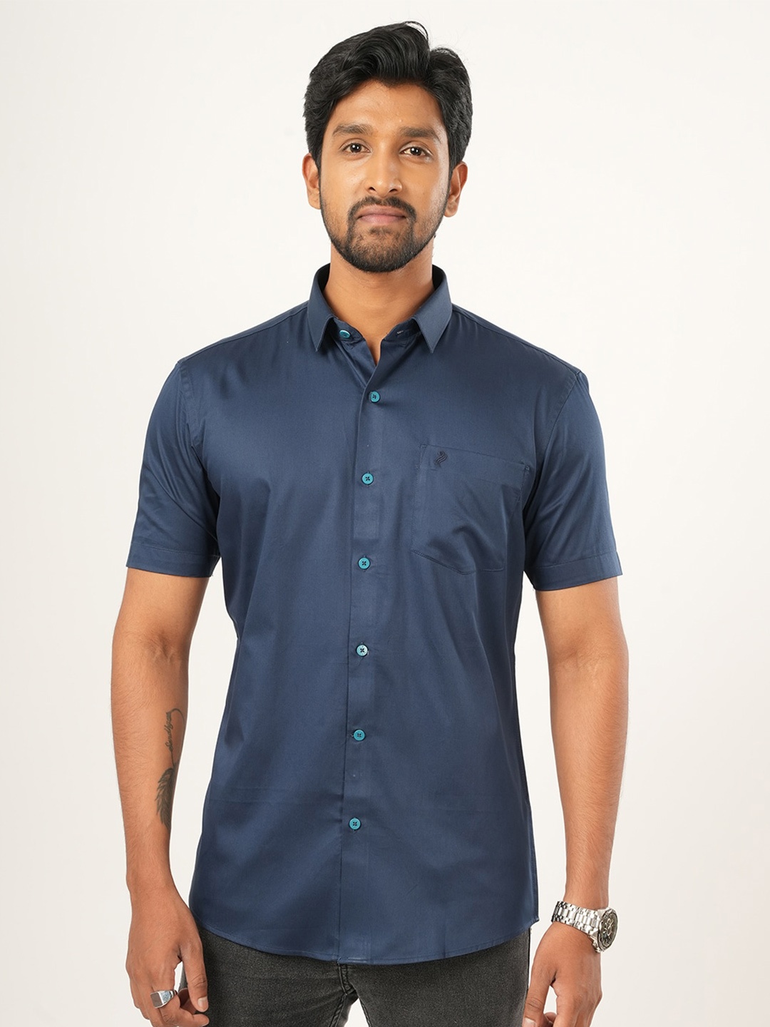 

ALAYA Standard Slim Fit Spread Collar Cotton Casual Shirt, Navy blue